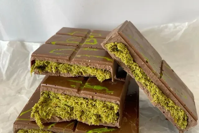 Homemade Dubai Chocolate with Sicilian Pistachio Cream